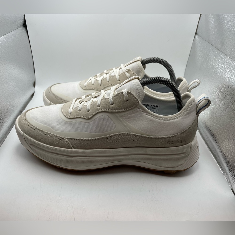 Sorel Ona 503 women’s white suede sneakers size 9